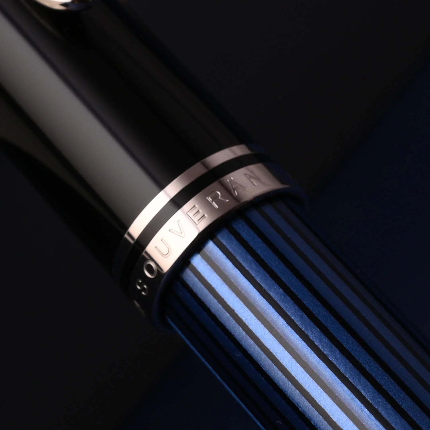 Pelikan Souveran M805 Black/Blue Fountain Pen