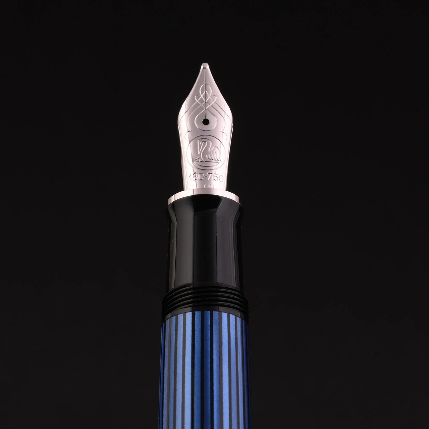 Pelikan Souveran M805 Black/Blue Fountain Pen