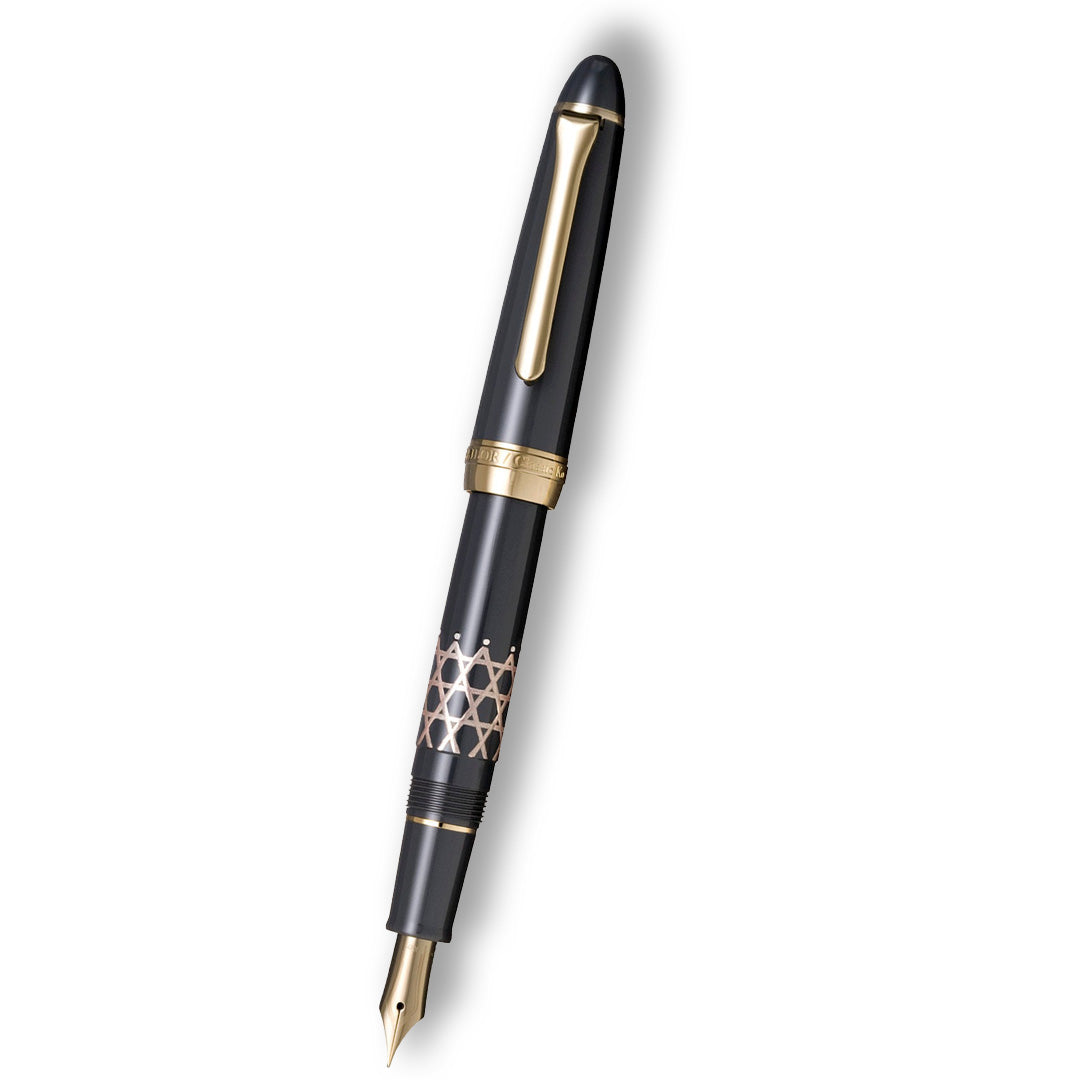 Sailor Classic Ko Bamboo Mesh Gray Fountain Pen