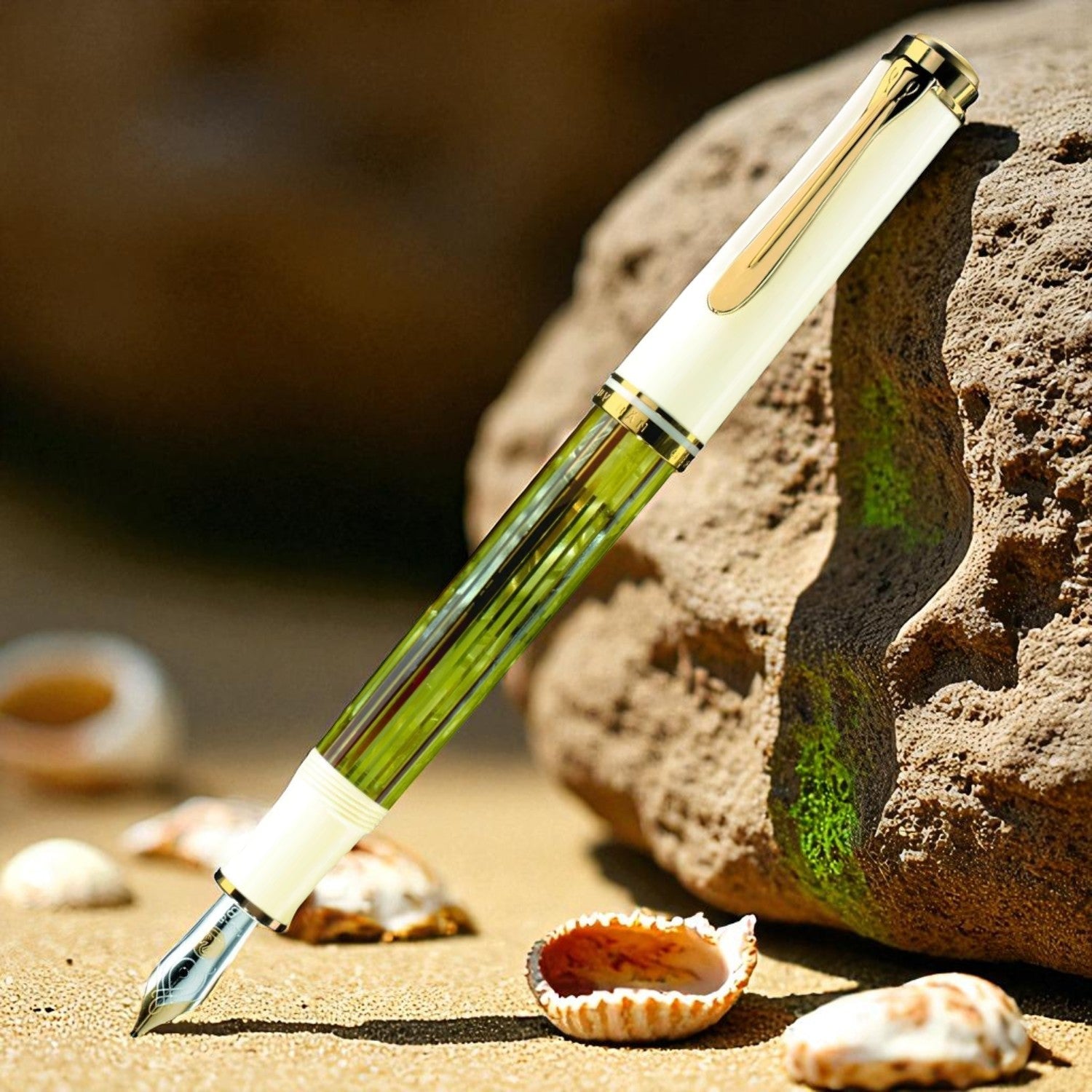 Pelikan Souveran M400 White Tortoiseshell Fountain Pen